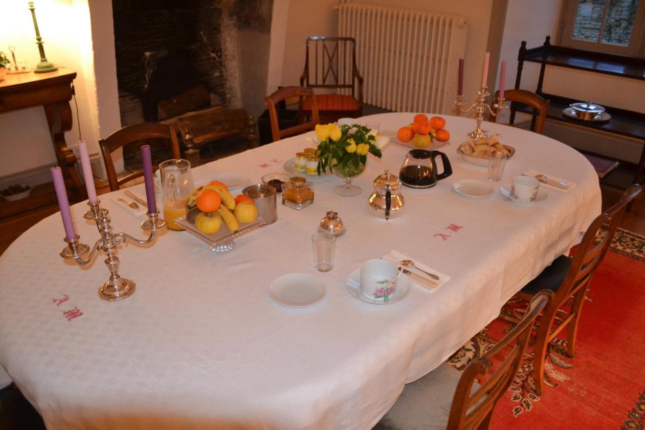 Le Petit Logis Bed & Breakfast Rouillac  ภายนอก รูปภาพ